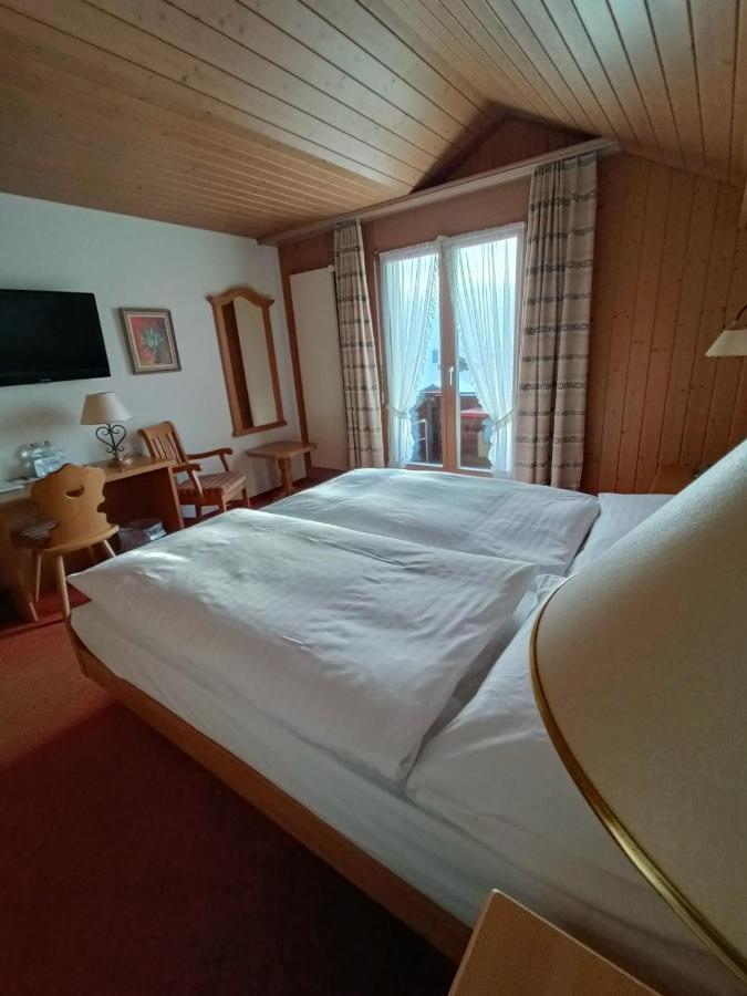 Hotel Adler Sigriswil Eksteriør bilde